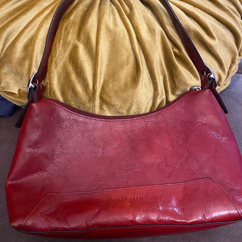 HOBO LEATHER BAG